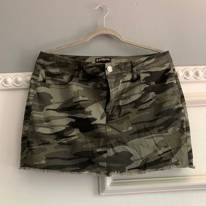 Express Camo Skirt